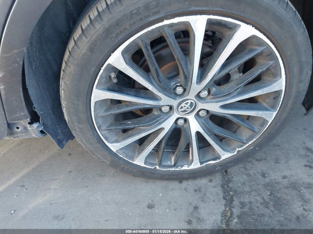4T1B11HK5JU114289 Toyota CAMRY SE