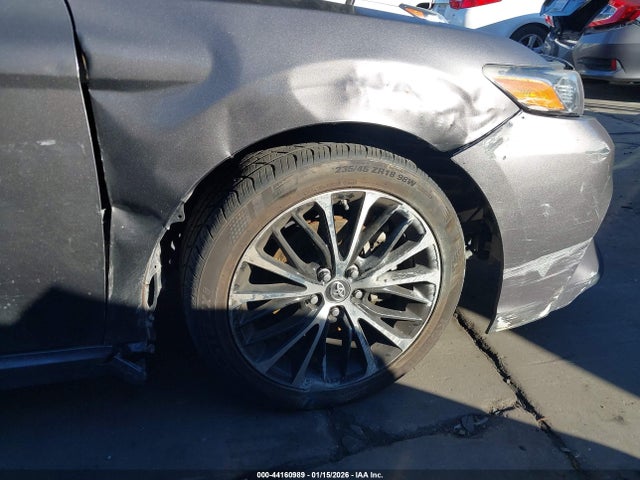 4T1B11HK5JU114289 Toyota CAMRY SE