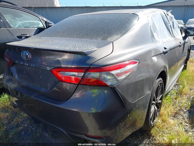 4T1B11HK5JU114289 Toyota CAMRY SE