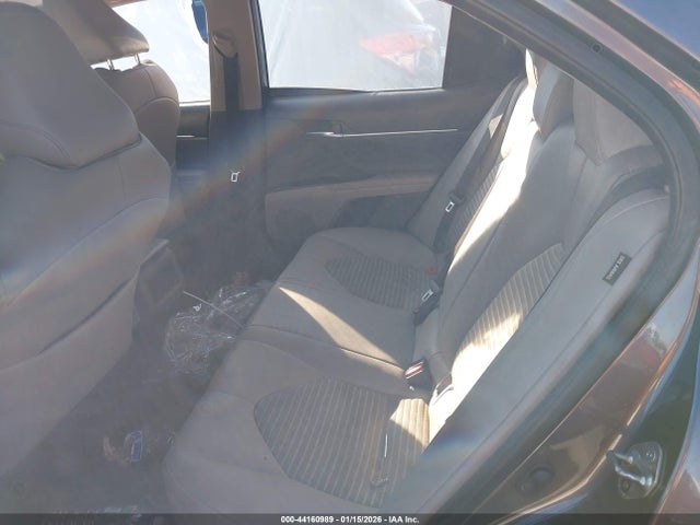 4T1B11HK5JU114289 Toyota CAMRY SE