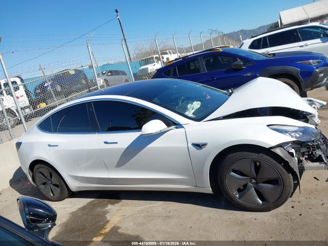 Tesla Model 3 Long Range/mid Range/standard Range/standard Range Plus 2019 5YJ3E1EA1KF300110 Image 13