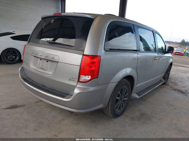2C4RDGEG6JR342778 Dodge Grand Caravan Gt