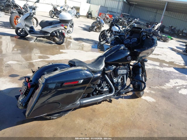 1HD1KTP12MB670138 Harley-Davidson FLTRXS