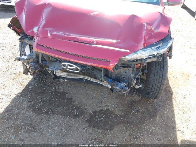 KM8K12AA3LU565053 Hyundai Kona Se