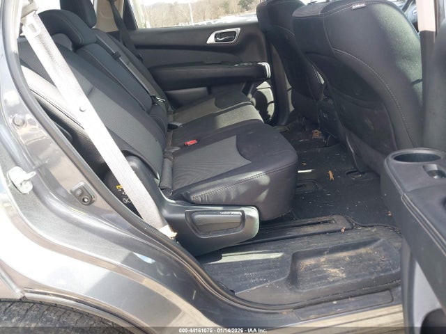 5N1DR2MM1KC580162 Nissan Pathfinder Sv