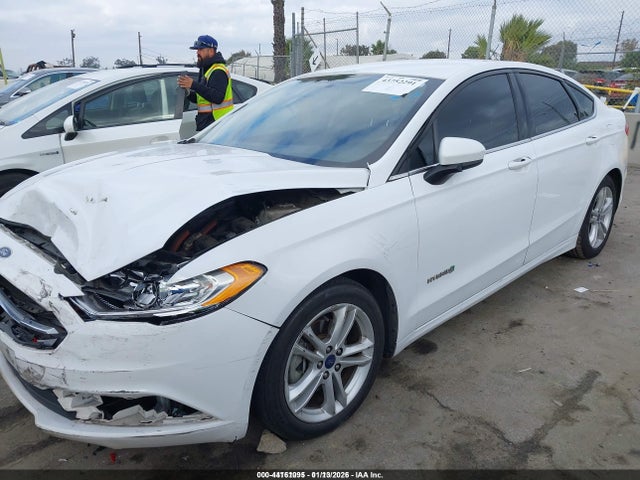 3FA6P0UU7JR177087 Ford Fusion Hybrid S