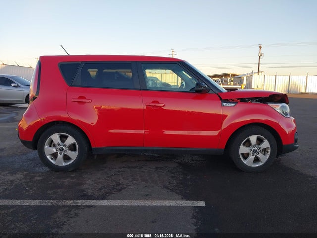 KNDJN2A23K7015717 KIA Soul