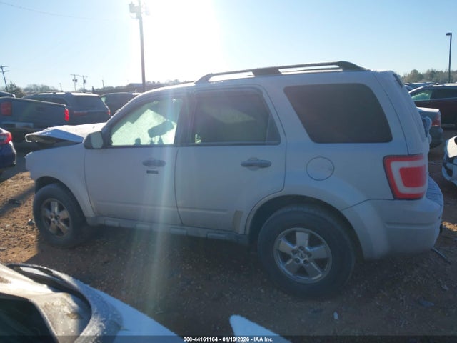 2009 Ford Escape Xlt მანქანა იყიდება აუქციონზე, vin: 1FMCU93GX9KB54761, აუქციონის ნომერი: 44161164