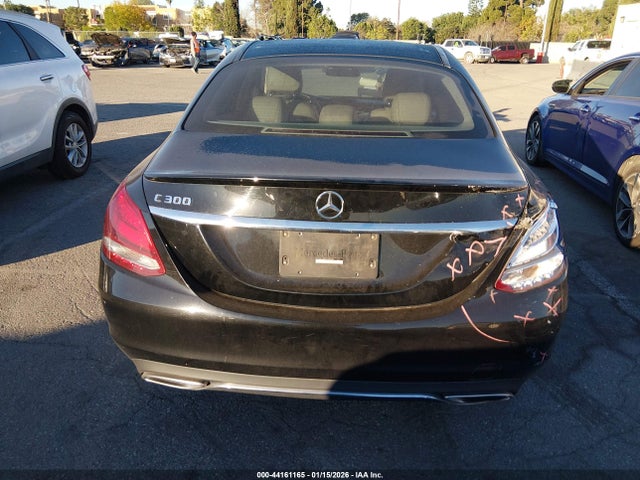 55SWF4JB9HU189534 Mercedes-Benz C 300