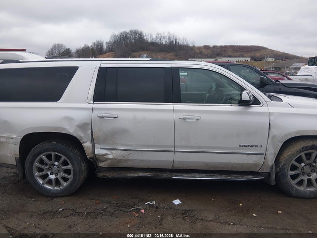 Aukcja sprzedaży 2017 Gmc Yukon Xl Denali, vin: 1GKS2HKJ2HR315997, numer aukcji: 44161182