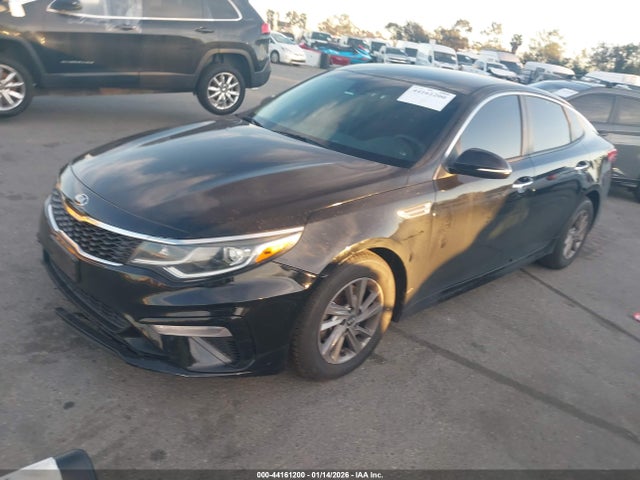 5XXGT4L38LG402757 KIA Optima Lx