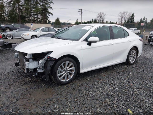 Toyota CAMRY LE 2023 4T1C11AK5PU150698 Image 2