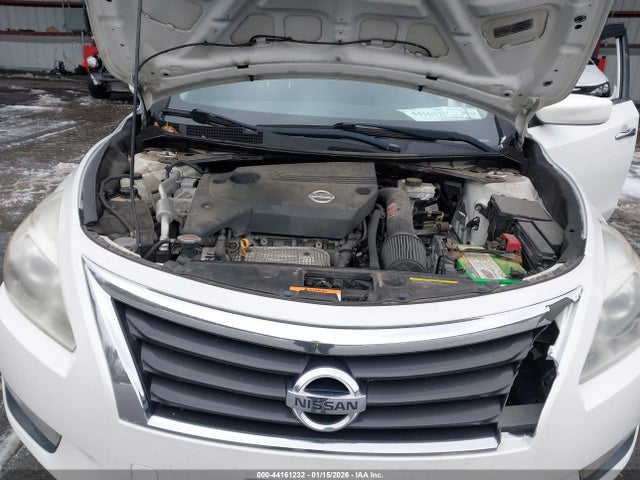 2013 Nissan Altima 2.5 S მანქანა იყიდება აუქციონზე, vin: 1N4AL3AP4DC113923, აუქციონის ნომერი: 44161232