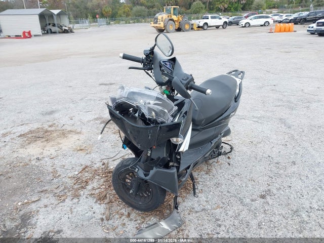 Yngf 49cc Scooter 2024 LL0TCAPF6RY480554 Image 2