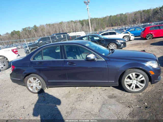 Продажа на аукционе авто 2008 Mercedes-benz C 300 Luxury/sport, vin: WDDGF54X98F010199, номер лота: 44161278