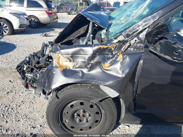 2C4RDGBG8KR586888 Dodge Grand Caravan Se