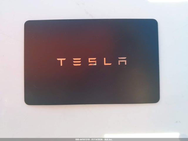 2024 TESLA MODEL Y 7SAYGDEEXRA290336 Photo 10