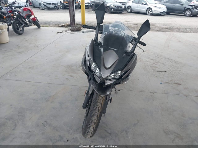 2021 KAWASAKI EX650 ML5EXEN14MDA32882 Photo 4