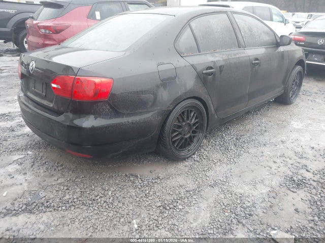2012 Volkswagen Jetta 2.0l S მანქანა იყიდება აუქციონზე, vin: 3VW2K7AJ2CM357066, აუქციონის ნომერი: 44161380