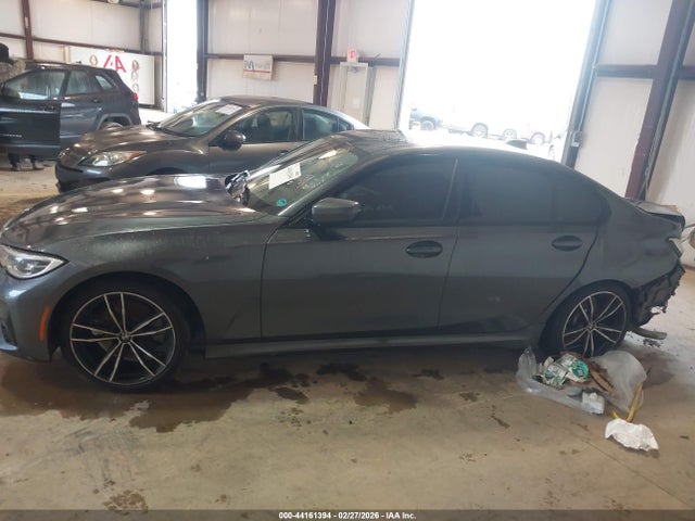 44161394 :رقم المزاد ، 3MW5R7J07M8B53194 vin ، 2021 Bmw 330i Xdrive مزاد بيع