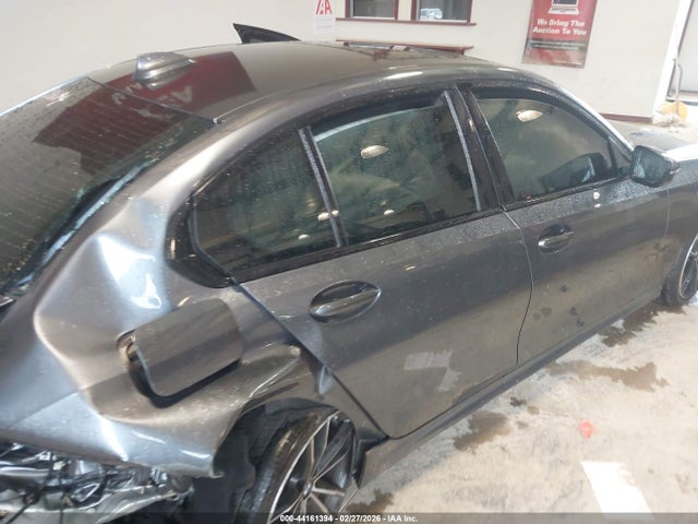 44161394 :رقم المزاد ، 3MW5R7J07M8B53194 vin ، 2021 Bmw 330i Xdrive مزاد بيع