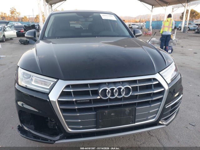 WA1ANAFY6K2053618 Audi Q5 45 Premium