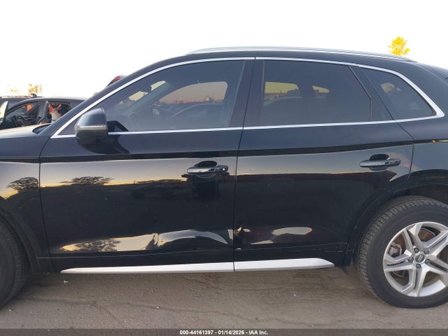 WA1ANAFY6K2053618 Audi Q5 45 Premium