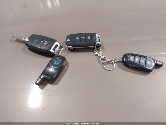 KNDJN2A24E7059049 KIA Soul