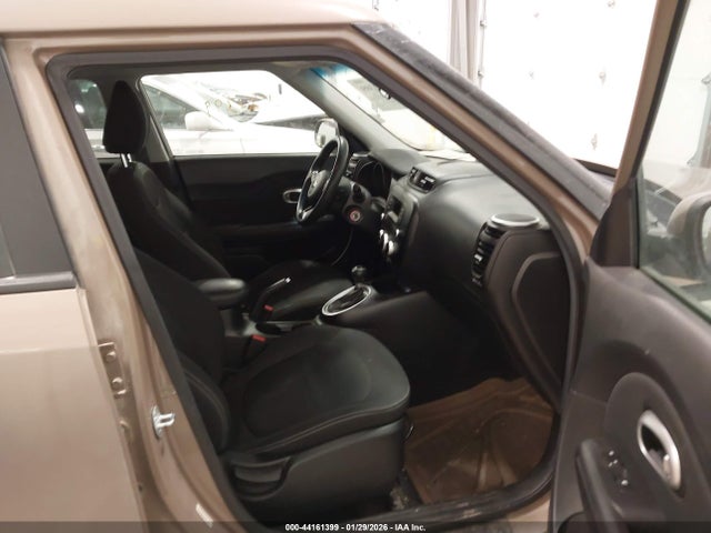 KNDJN2A24E7059049 KIA Soul