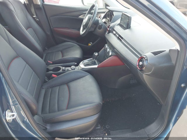 2018 MAZDA CX-3 JM1DKFC79J0301021 Photo 4