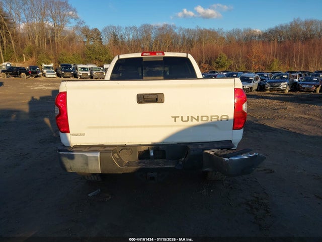 2017 Toyota Tundra Sr5 5.7l V8 მანქანა იყიდება აუქციონზე, vin: 5TFUY5F18HX625689, აუქციონის ნომერი: 44161434