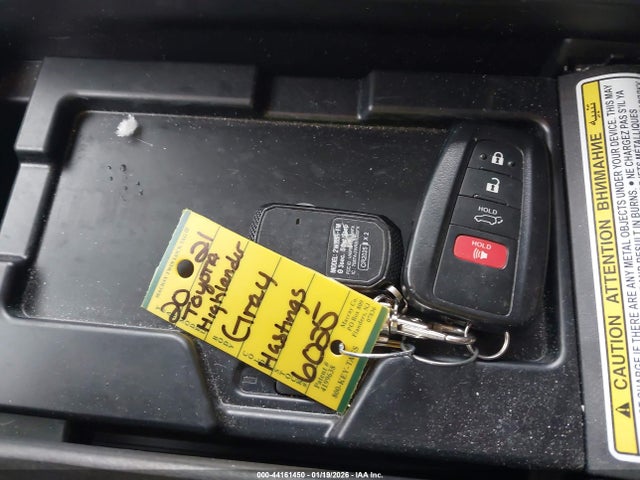 5TDGZRBH5MS156808 Toyota Highlander Xle
