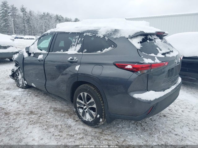 5TDGZRBH5MS156808 Toyota Highlander Xle