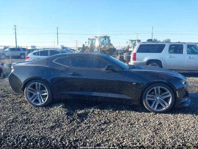 1G1FB1RS0J0126206 Chevrolet Camaro 1lt