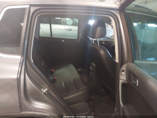2012 VOLKSWAGEN TIGUAN WVGAV7AX1CW003061 Photo 7