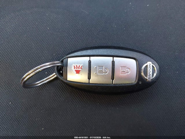 5N1DR2MN4KC635910 Nissan Pathfinder S