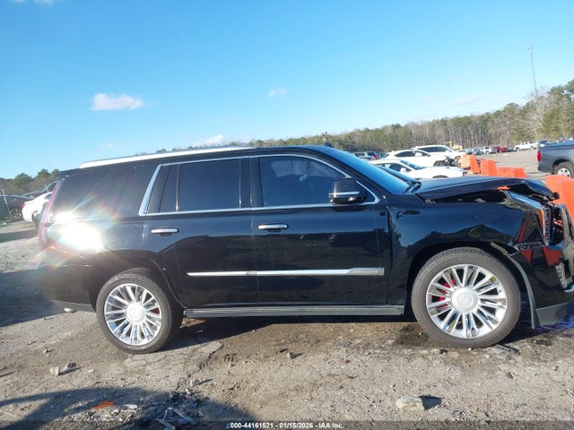 Продаж на аукціоні авто 2015 Cadillac Escalade Platinum, vin: 1GYS4PKJ6FR677189, номер лоту: 44161521