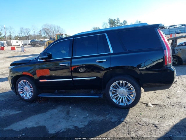 Продаж на аукціоні авто 2015 Cadillac Escalade Platinum, vin: 1GYS4PKJ6FR677189, номер лоту: 44161521