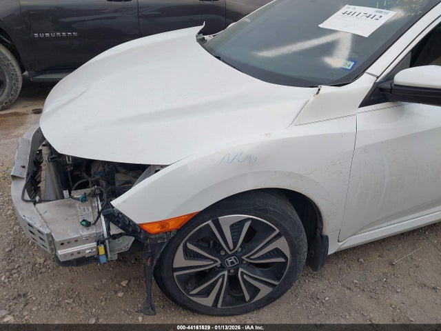 JHMFC1F3XJX015105 Honda Civic Ex-t