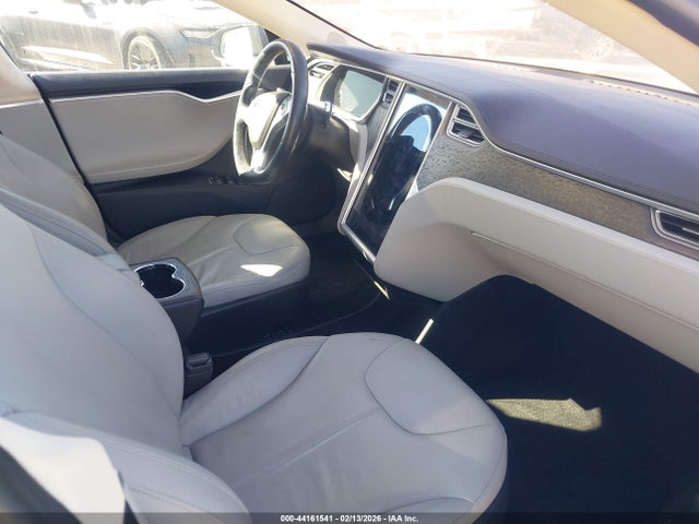 2013 TESLA MODEL S 5YJSA1CN6DFP17285 Photo 4