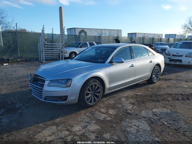 2012 AUDI A8 L WAURVAFD9CN022625 Photo 1