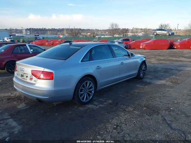 2012 AUDI A8 L WAURVAFD9CN022625 Photo 3