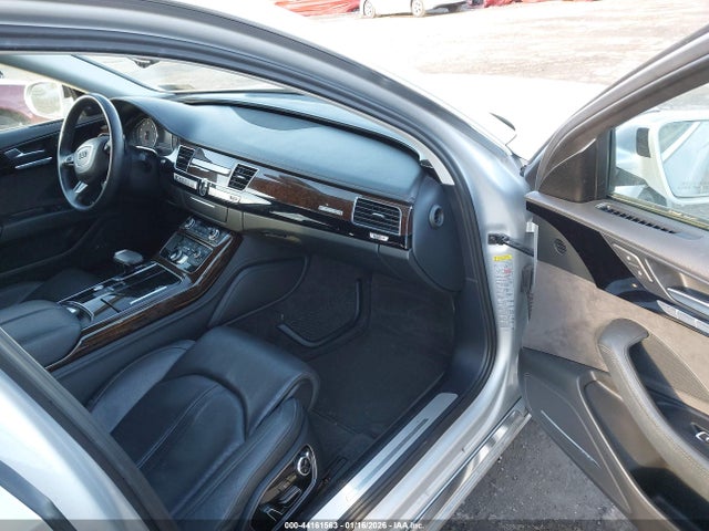 2012 AUDI A8 L WAURVAFD9CN022625 Photo 4