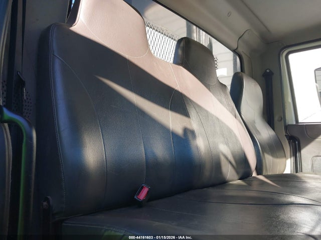 International 4000 4300 2016 3HAMMMML8GL738218 Image 6