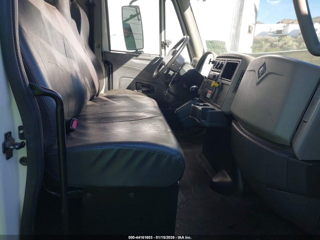 International 4000 4300 2016 3HAMMMML8GL738218 Image 7