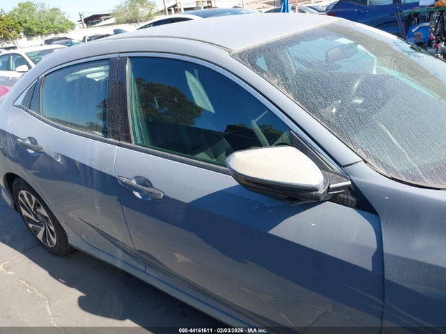 SHHFK7H22JU425899 Honda Civic Lx