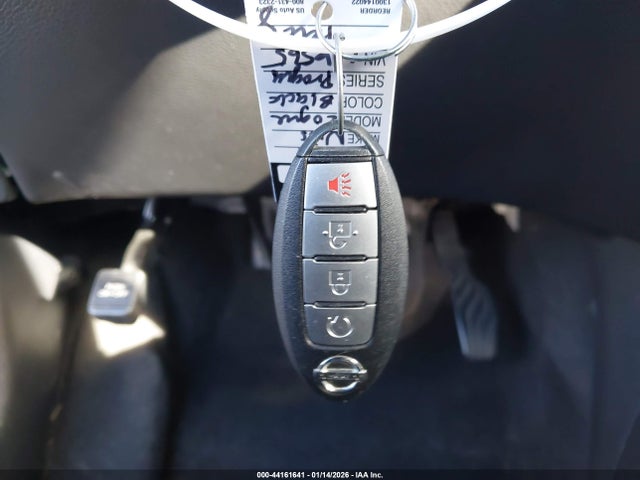 JN1BJ1CP5HW016565 Nissan Rogue Sport Sv