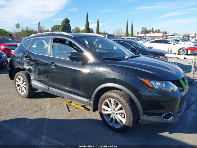 JN1BJ1CP5HW016565 Nissan Rogue Sport Sv