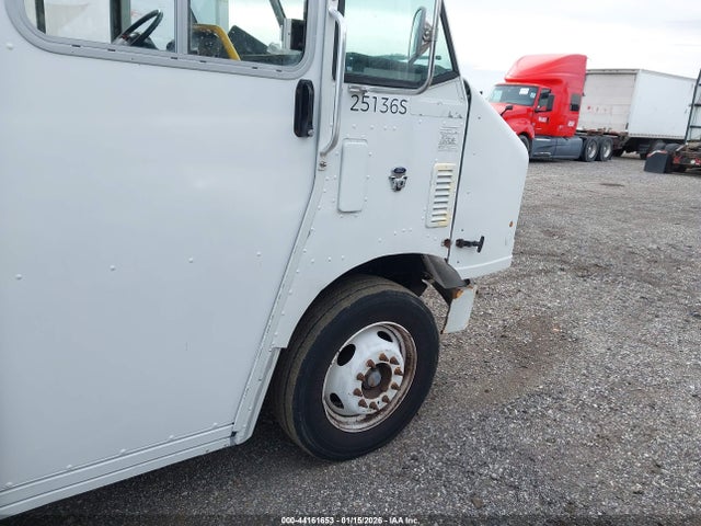 Aukcja sprzedaży 2015 Ford F-59 Commercial Stripped, vin: 1F66F5KY9F0A04004, numer aukcji: 44161653