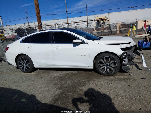 1G1ZE5ST9HF222745 Chevrolet MALIBU 1LT